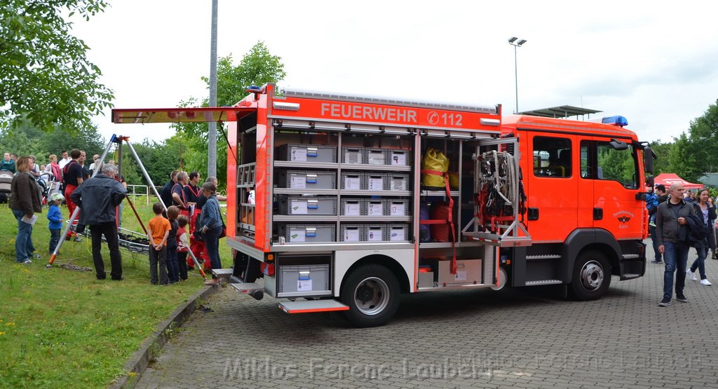 Tag der Offenen Tuer BF Koeln Weidenpesch Scheibenstr P090.JPG